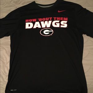 Men’s Nike GA Bulldogs size Large Dri-Fit T-Shirt
